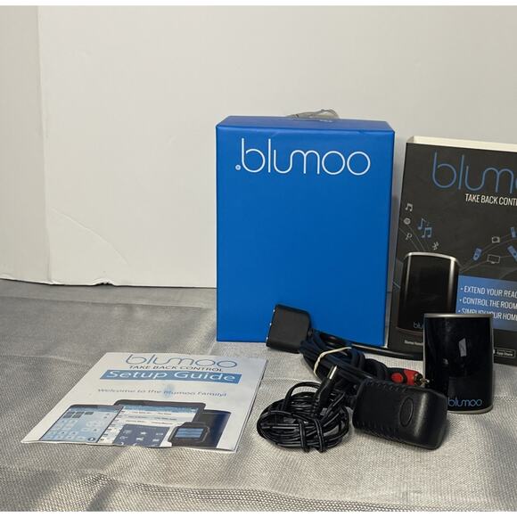 Blumoo Universal Remote HomeBase Bluetooth Music Streaming Control System A5215 - Picture 2 of 9